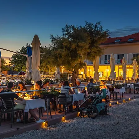 Hotel Dobrovit Baska (Krk)