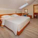 Dobrovit 3* Baška
