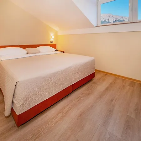 Hotel Dobrovit Baška