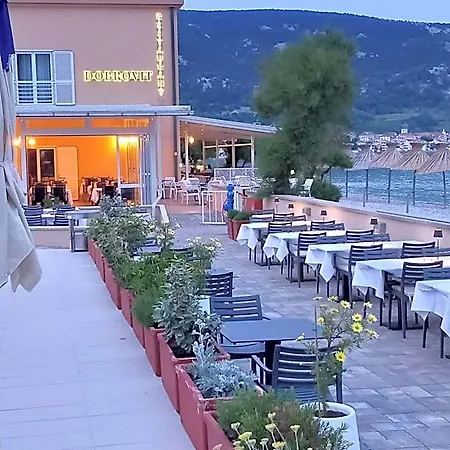 Dobrovit