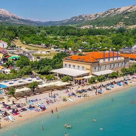 Dobrovit 3* Baška