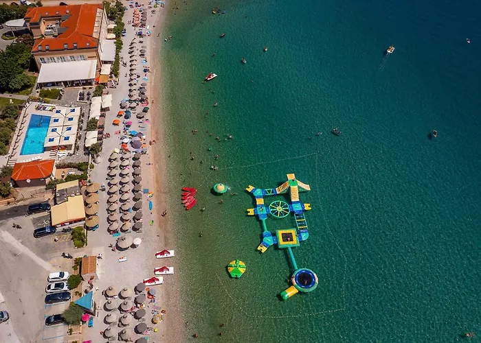 Dobrovit Hotell Baška