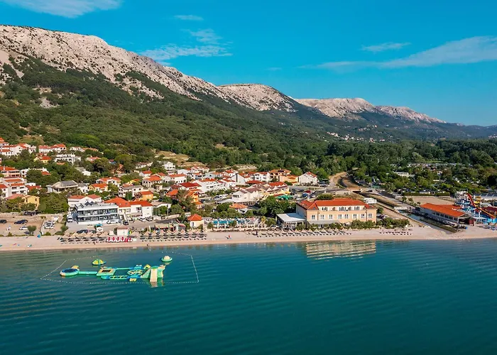 Hotell Dobrovit 3*