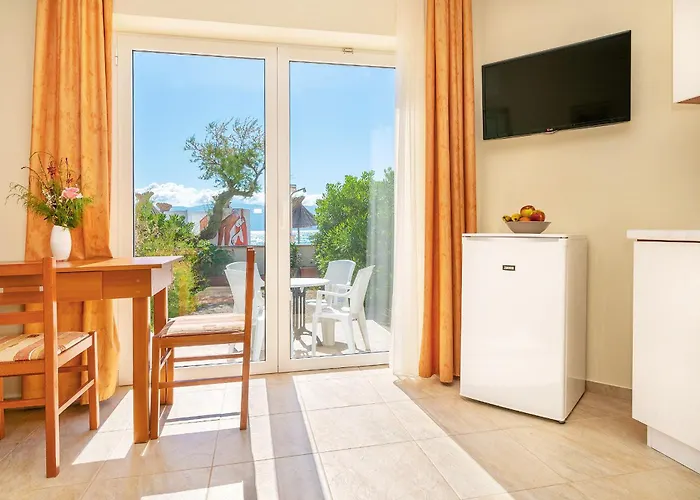 Dobrovit Hotell Baška