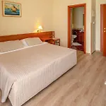 Hotel Dobrovit Baska (Krk)