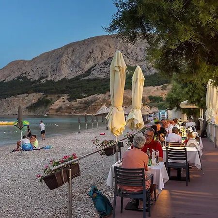 Dobrovit Hotell Baška