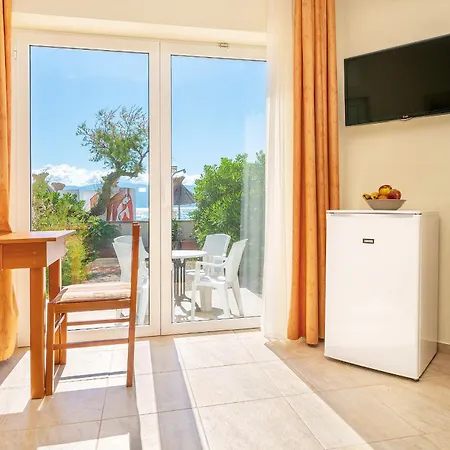 Dobrovit Hotell Baška